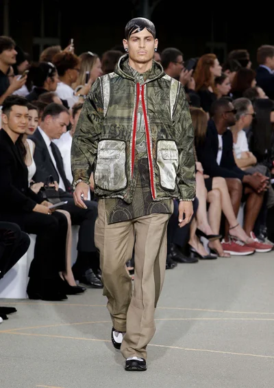 Look 37